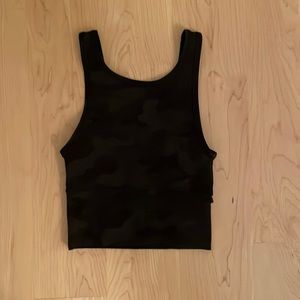 NWOT Lululemon Power Pivot Tank